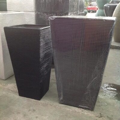 Tall_Fiberglass_pot1 (1)